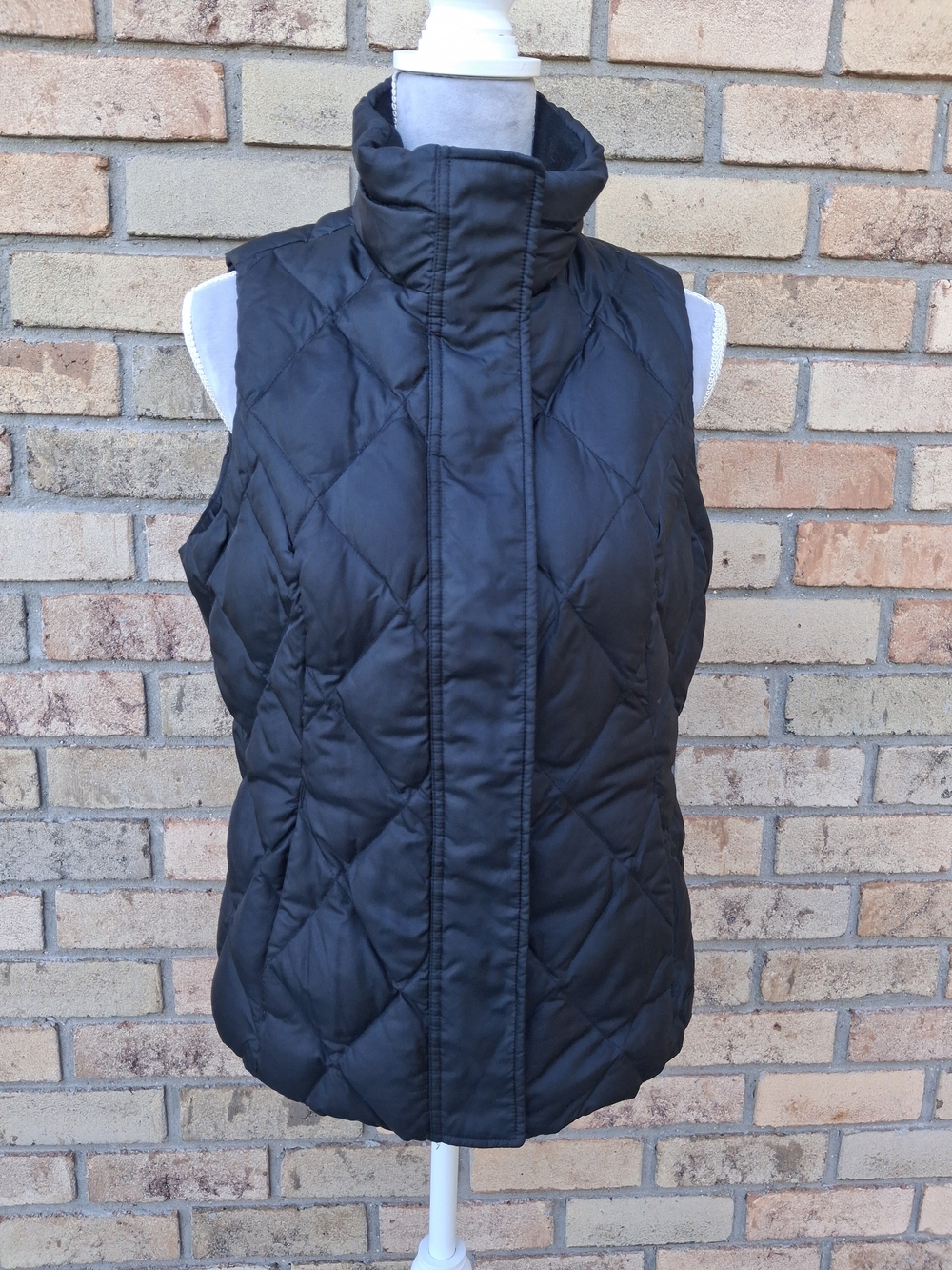 Eddie Bauer Black Quilted High-Collar Puffer Vest